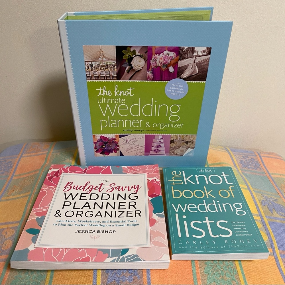 the knot “Wedding Planner” BINDER & “Wedding Lists” BOOK + “Budget Savvy …” BOOK